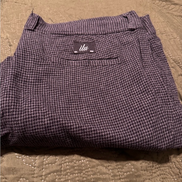 I Love Ugly 
Hounds Tooth Linen Slim Kobe Pants - Picture 2 of 2